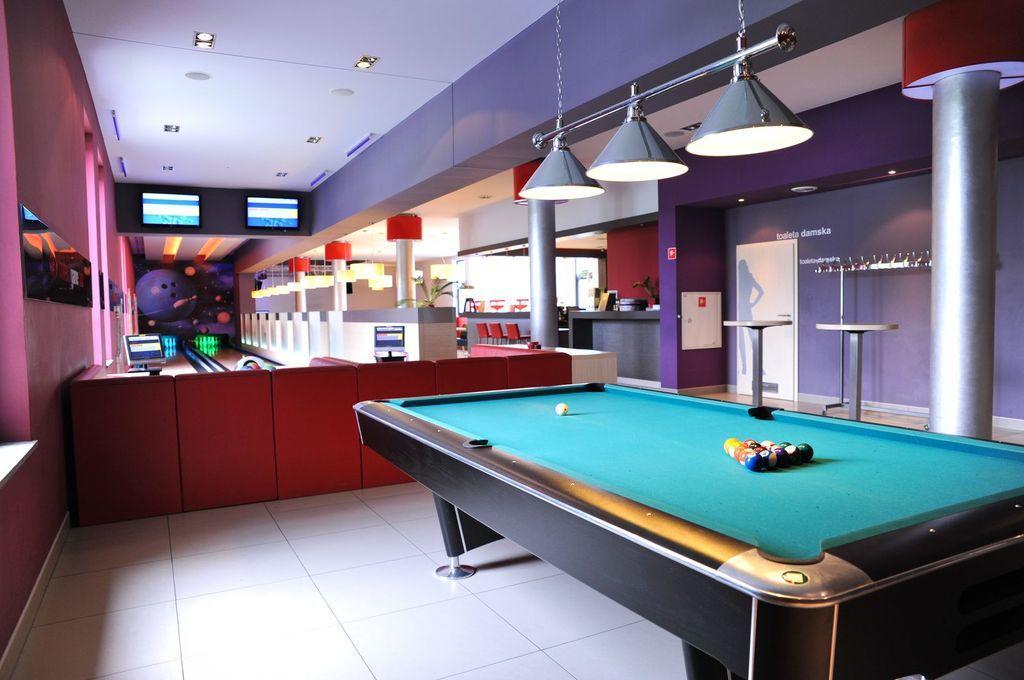 Oswald Arena Hotel Jemielnica Bagian luar foto